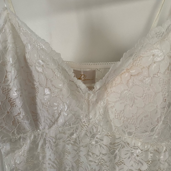 Shirts - Picture 4 of 5